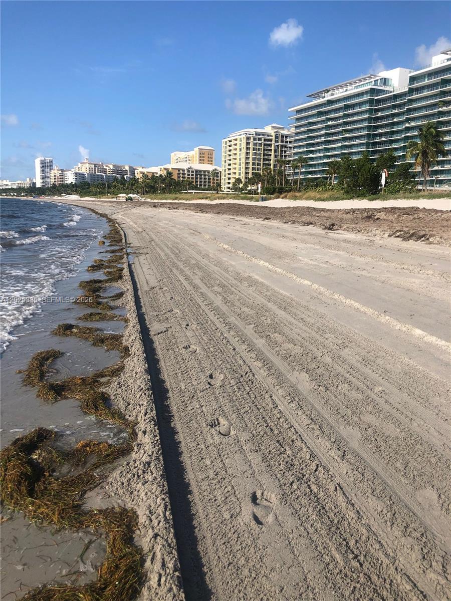 350 OCEAN DR #304N, Key Biscayne FL 33149