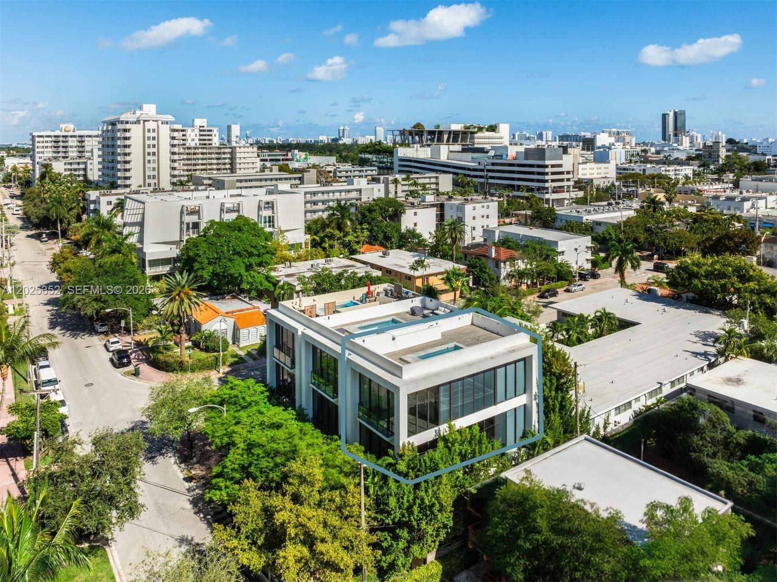 1525 Bay Rd, Miami Beach FL 33139
