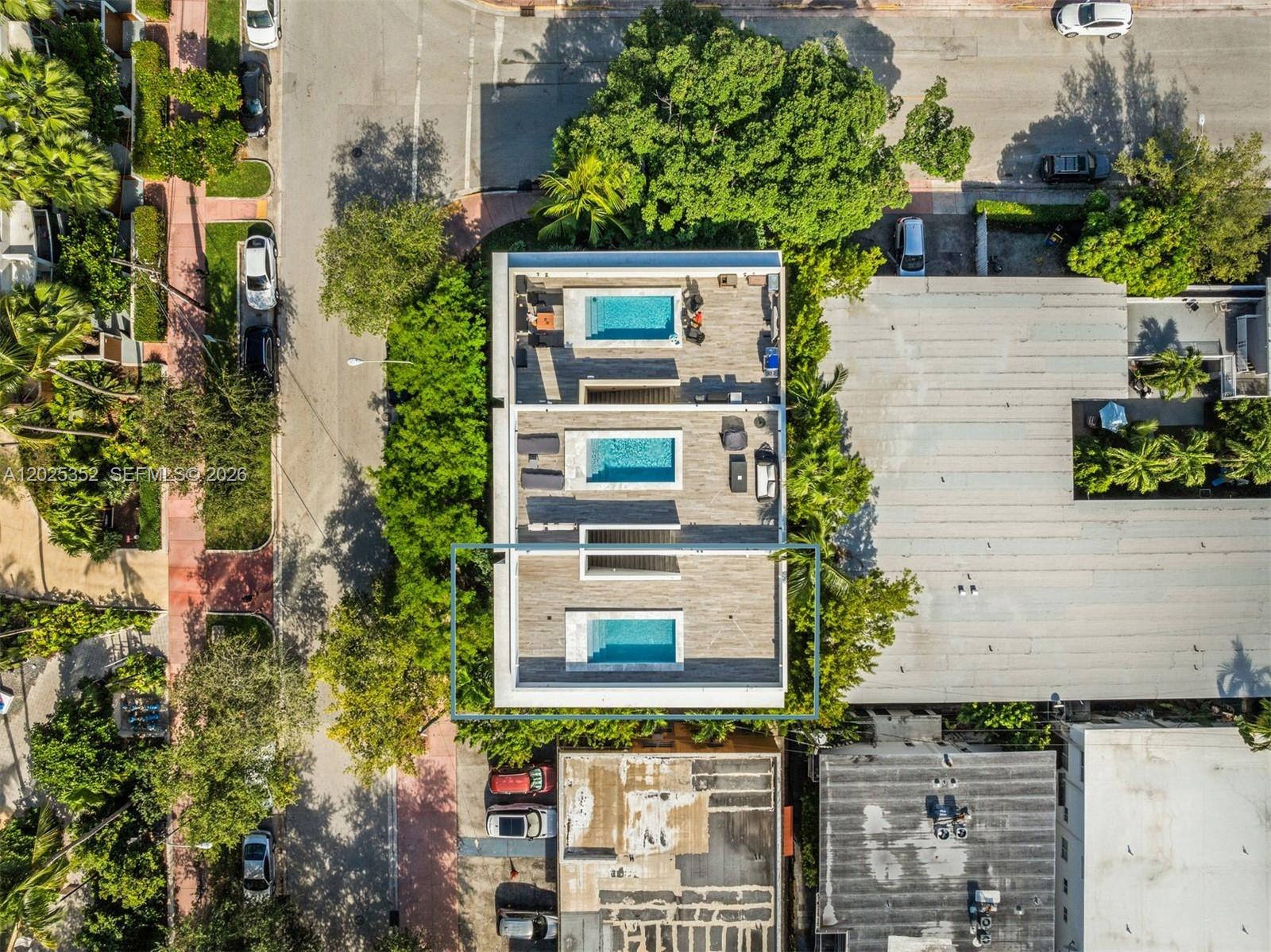1525 Bay Rd, Miami Beach FL 33139
