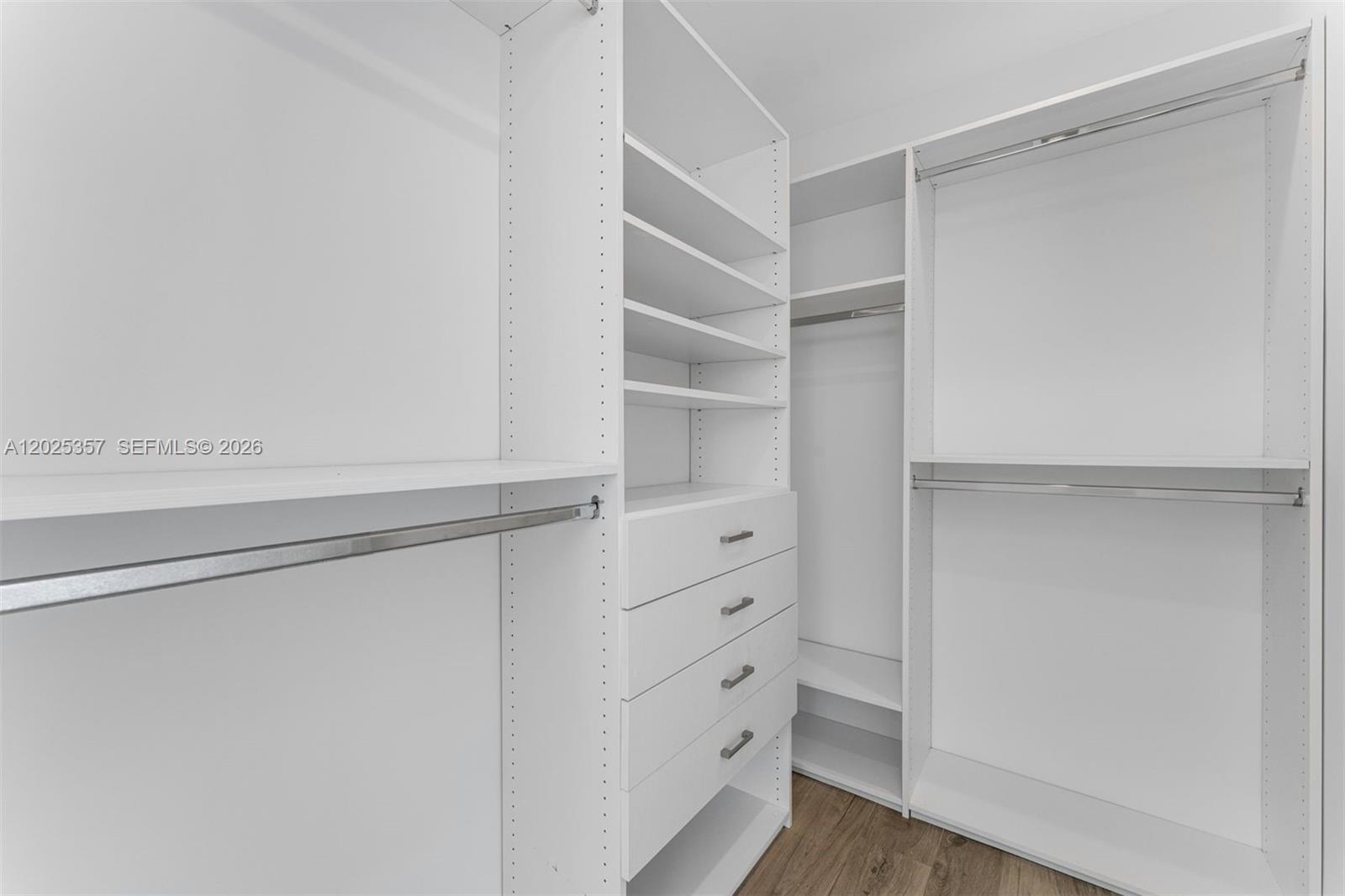 1525 Bay Rd #1525, Miami Beach FL 33139