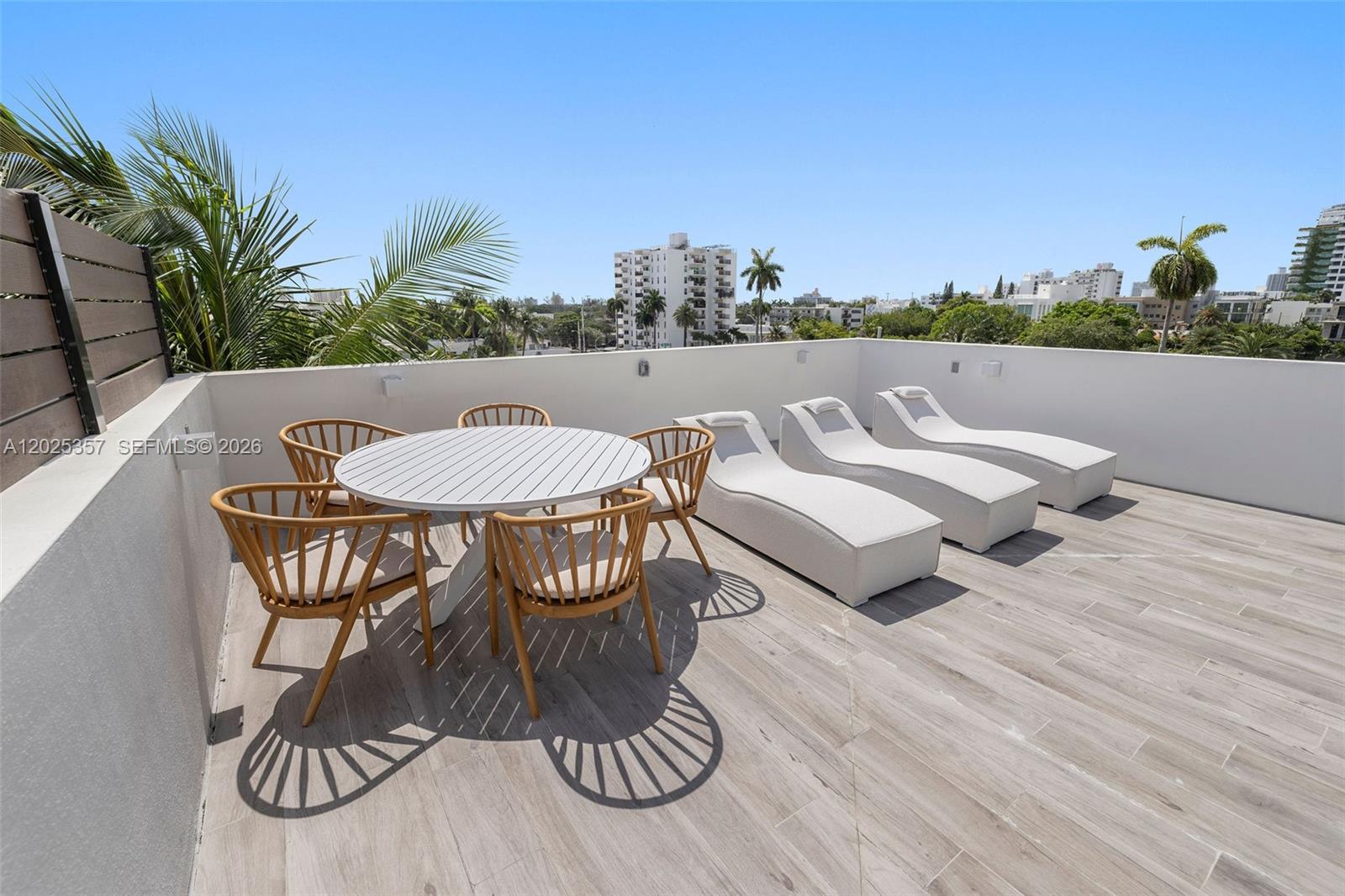 1525 Bay Rd #1525, Miami Beach FL 33139