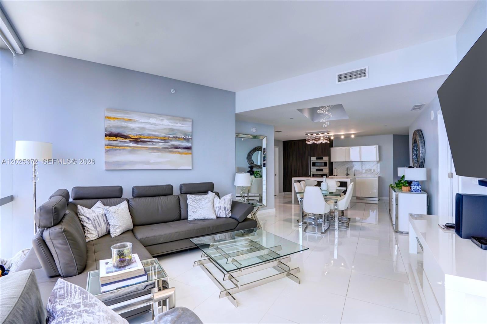 851 NE 1st Ave #3909, Miami FL 33132