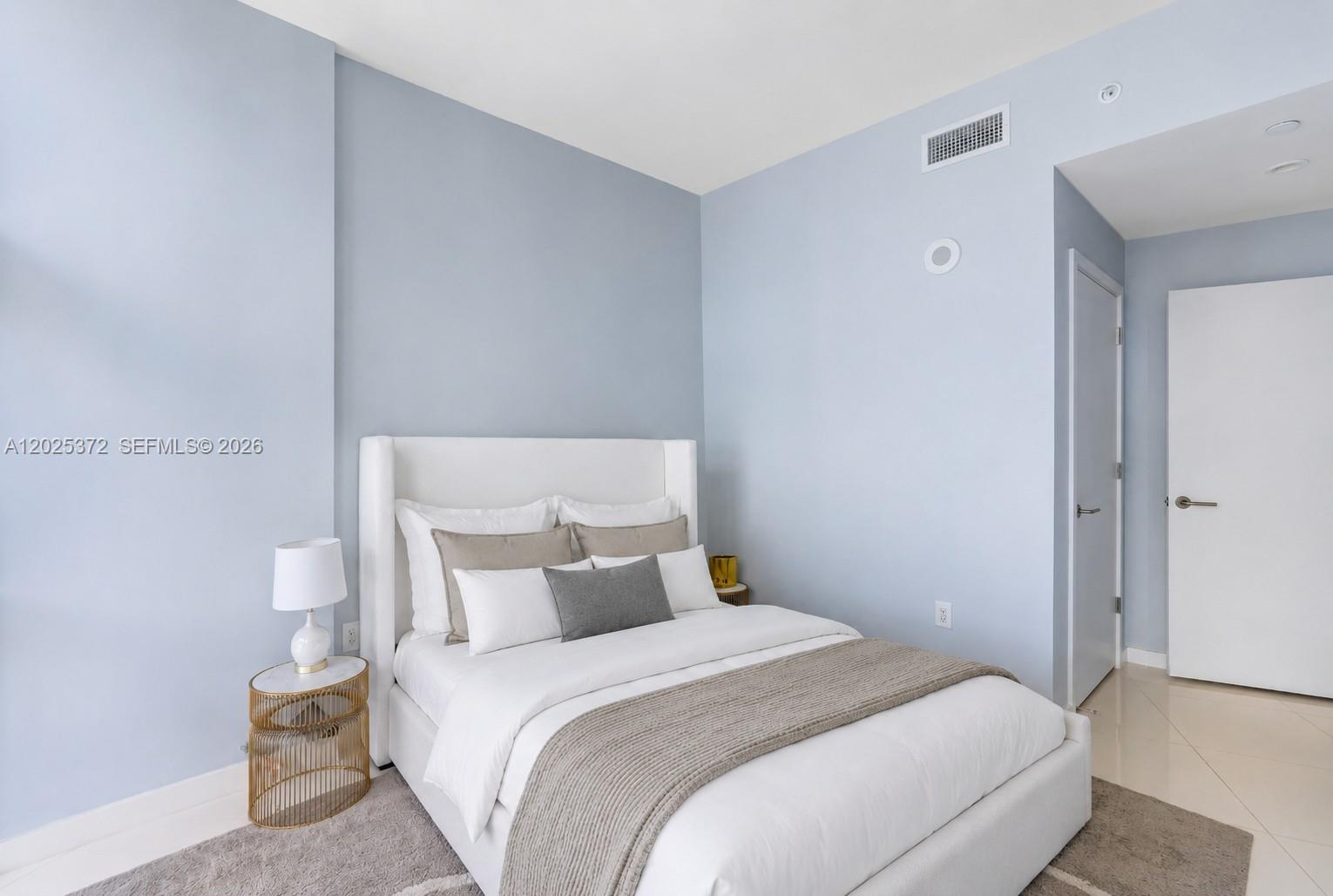 851 NE 1st Ave #3909, Miami FL 33132