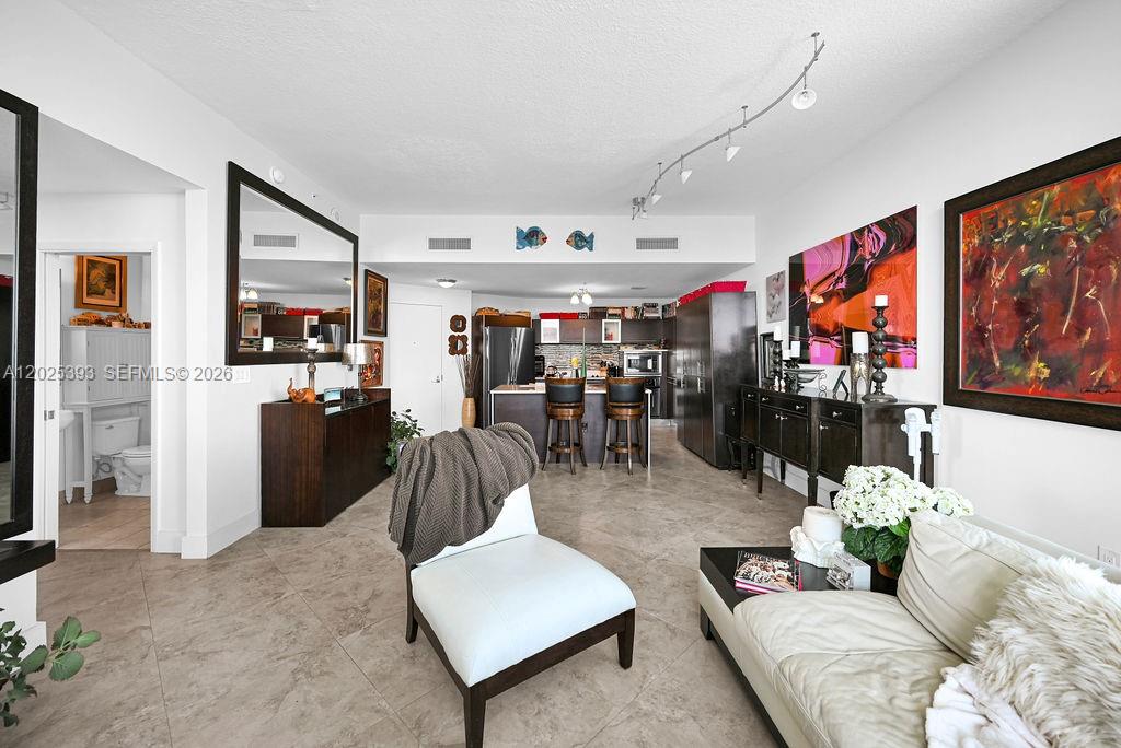 1900 N Bayshore Dr #5103, Miami FL 33132