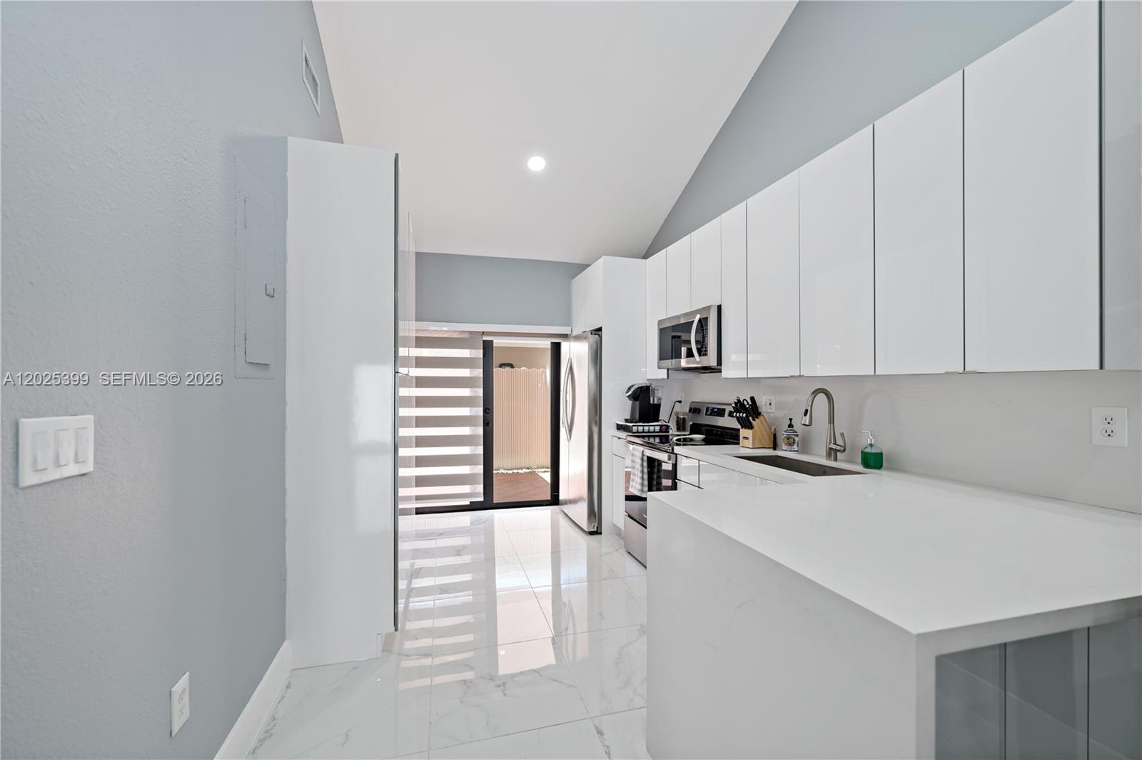 9046 NW 121st Ter #90, Hialeah Gardens FL 33018