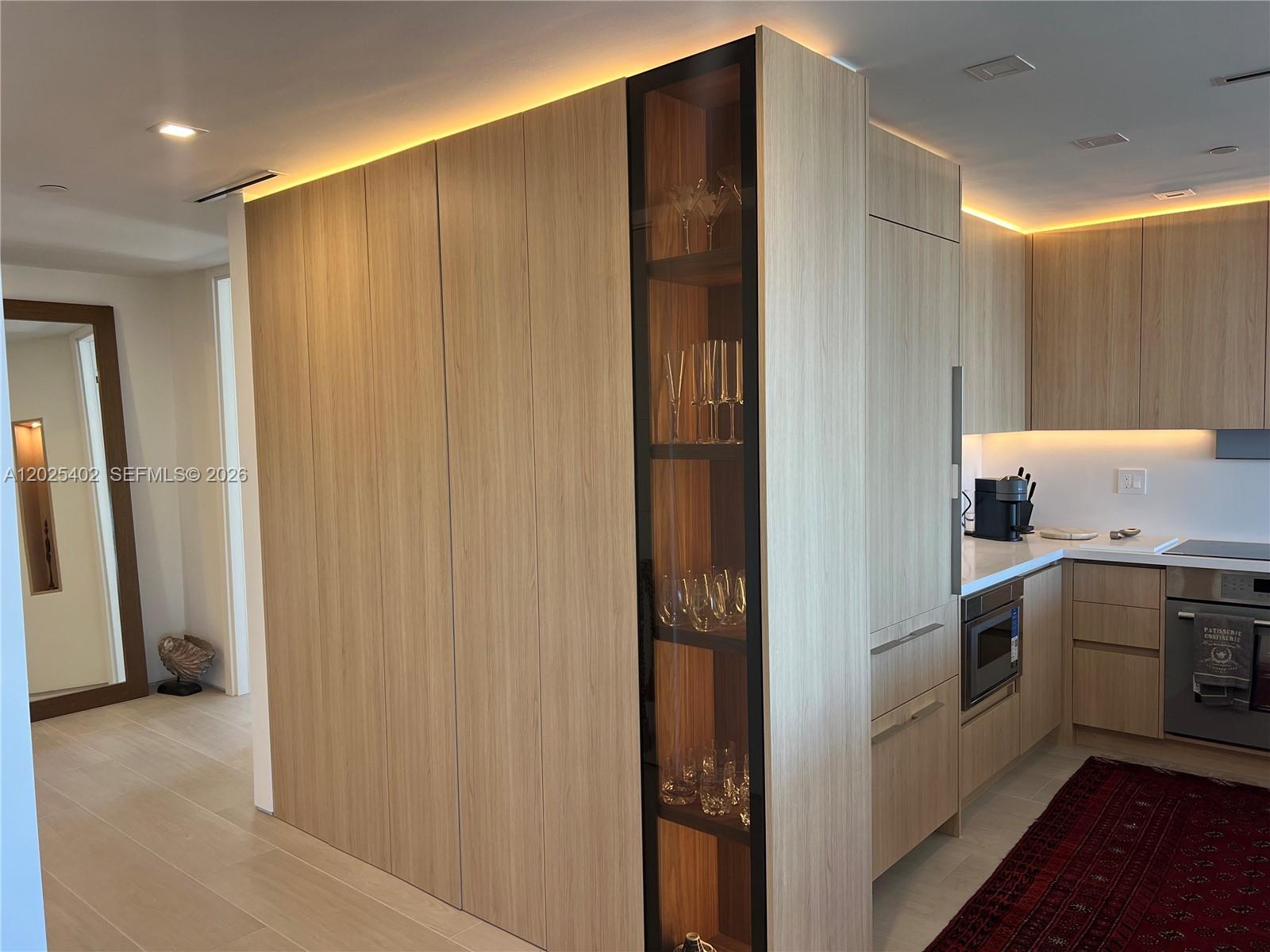 201 Crandon Blvd #642, Key Biscayne FL 33149