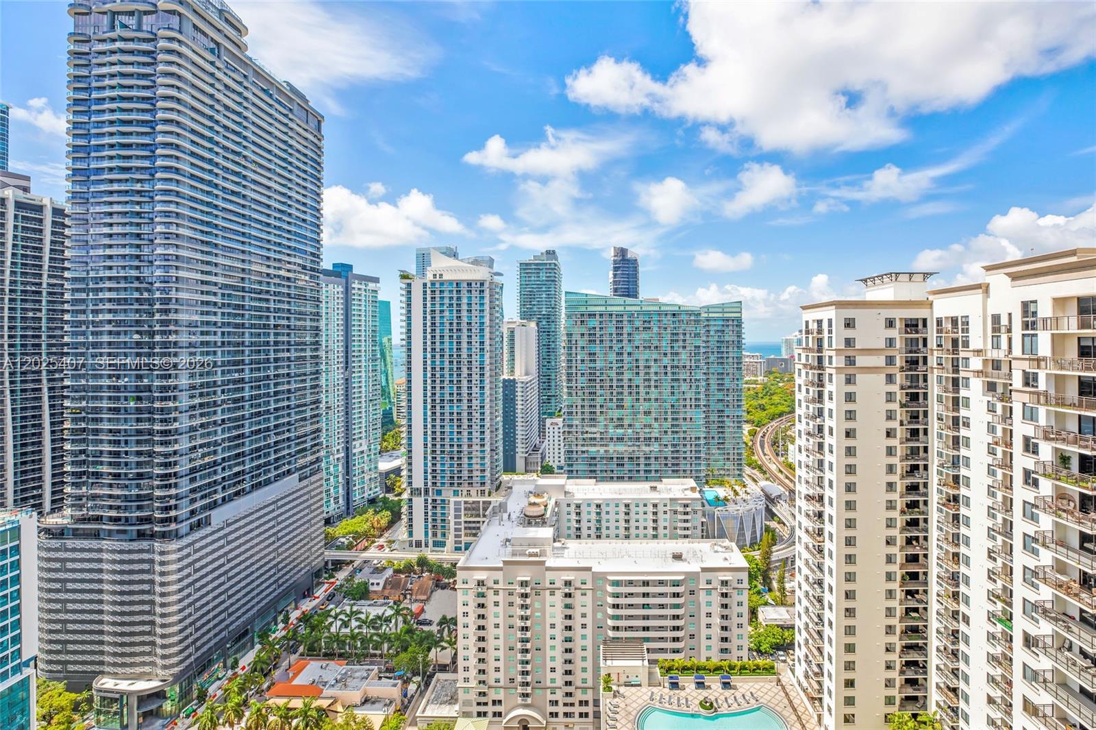 55 SW 9th St #3205, Miami FL 33130