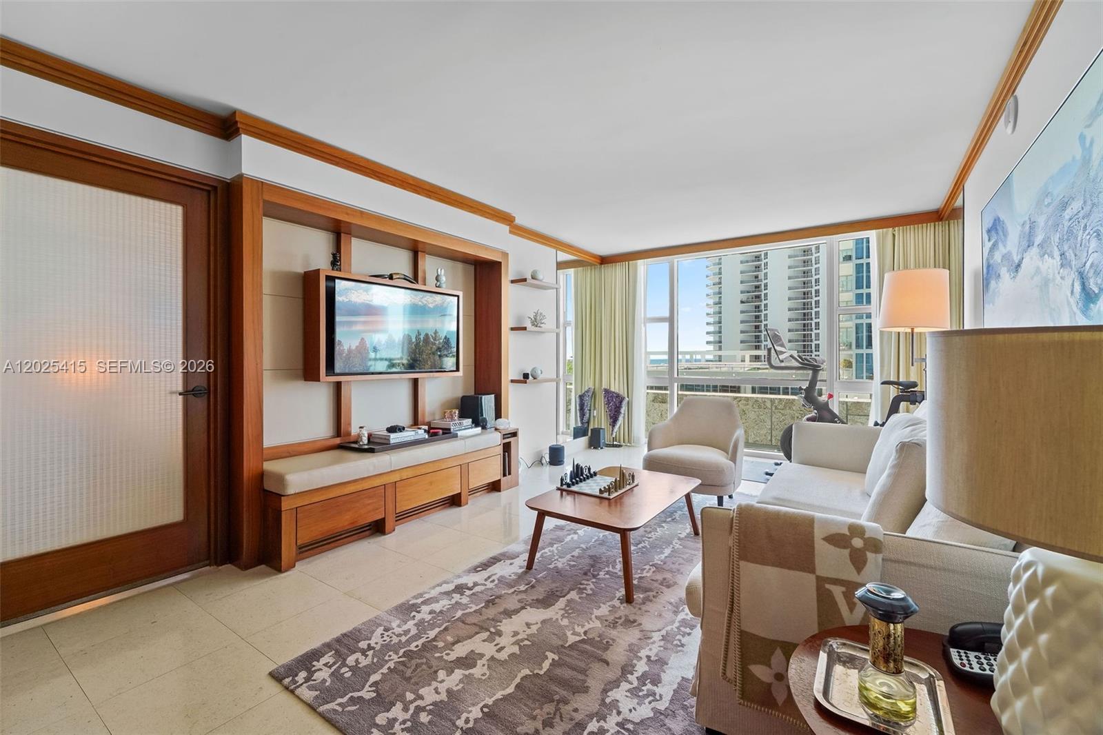6801 Collins Ave #708, Miami Beach FL 33141
