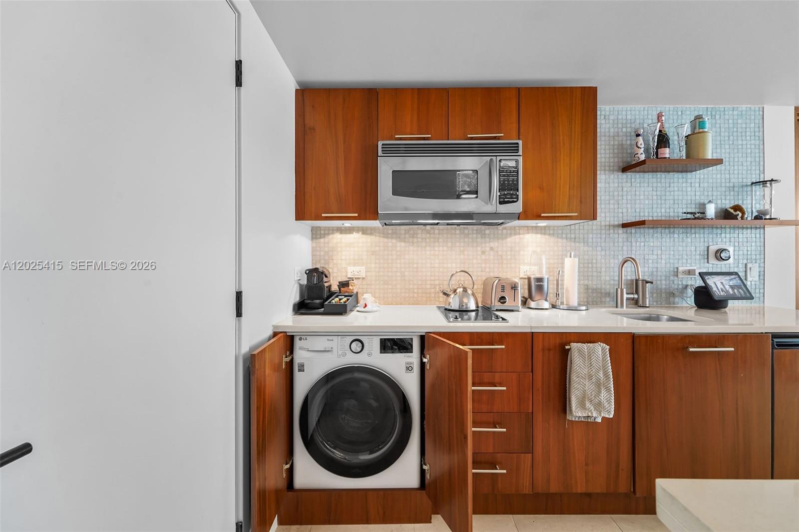 6801 Collins Ave #708, Miami Beach FL 33141