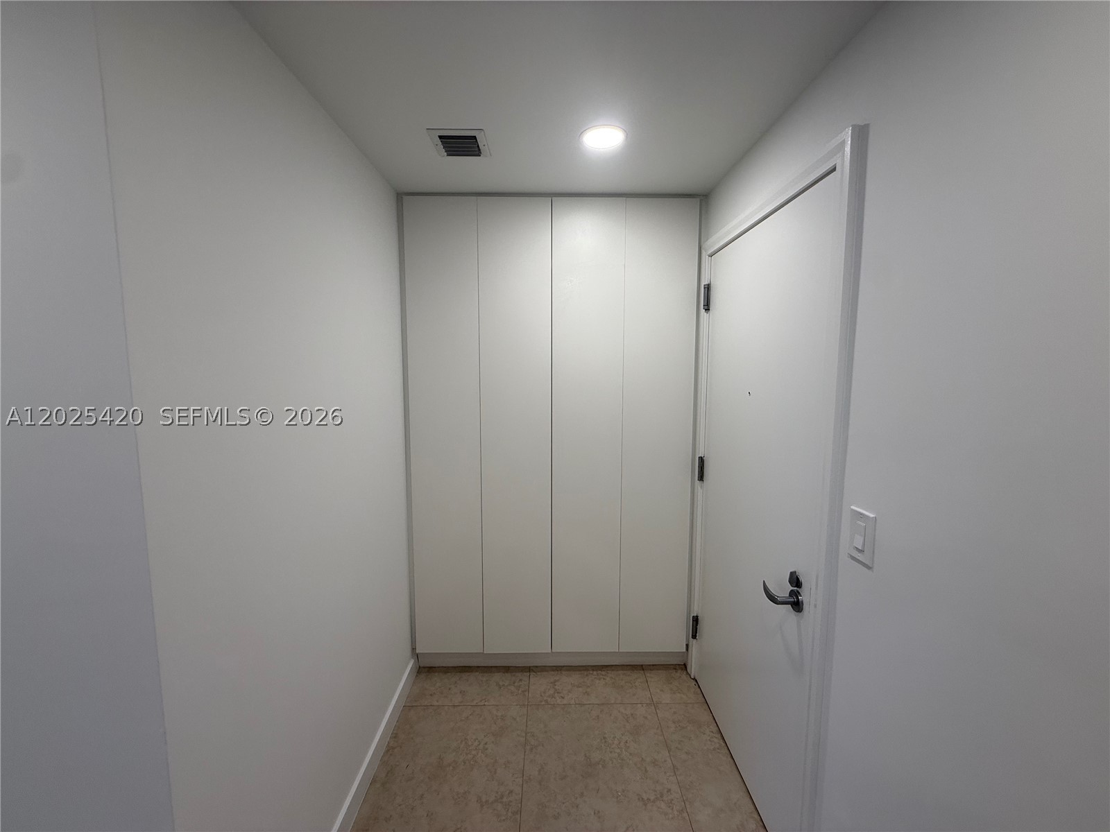 1050 SE Brickell Ave #1802, Miami FL 33131