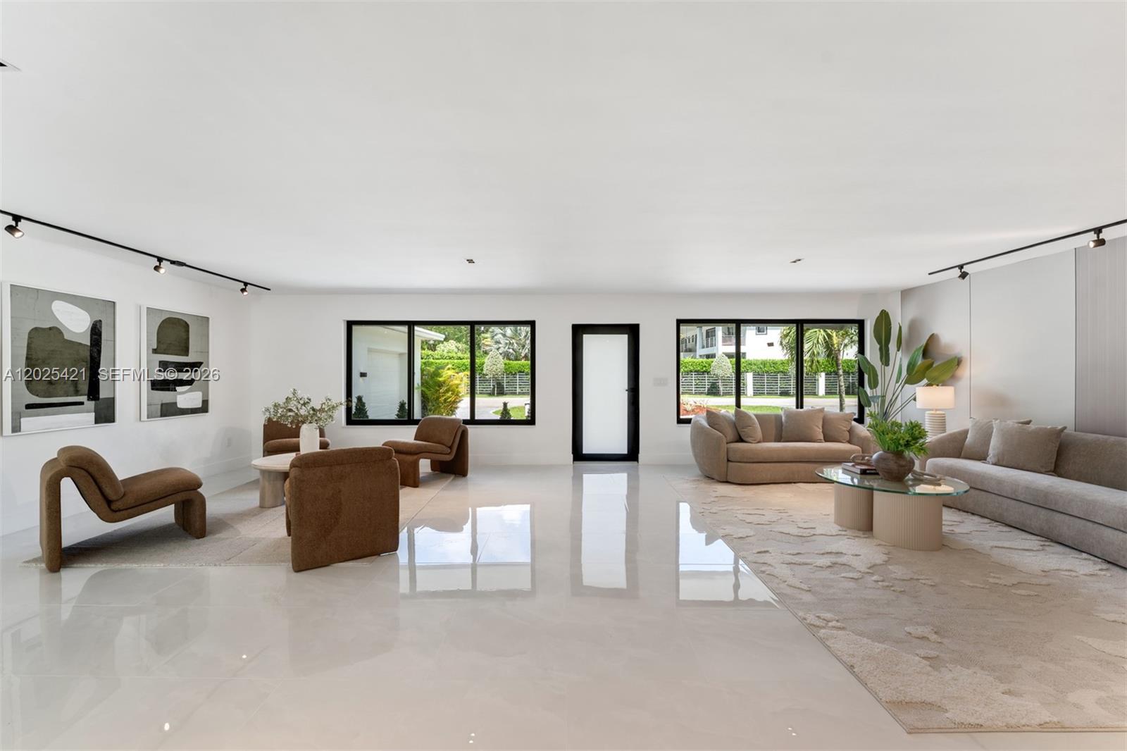10825 SW 80th Ave, Miami FL 33156