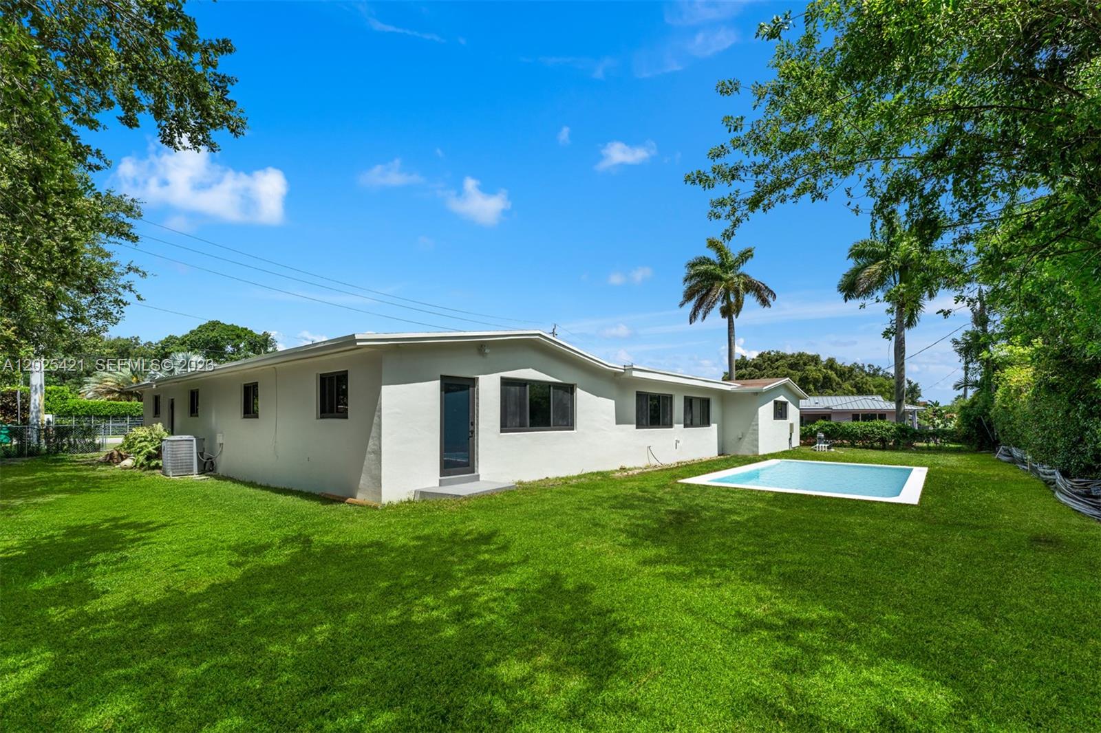 10825 SW 80th Ave, Miami FL 33156