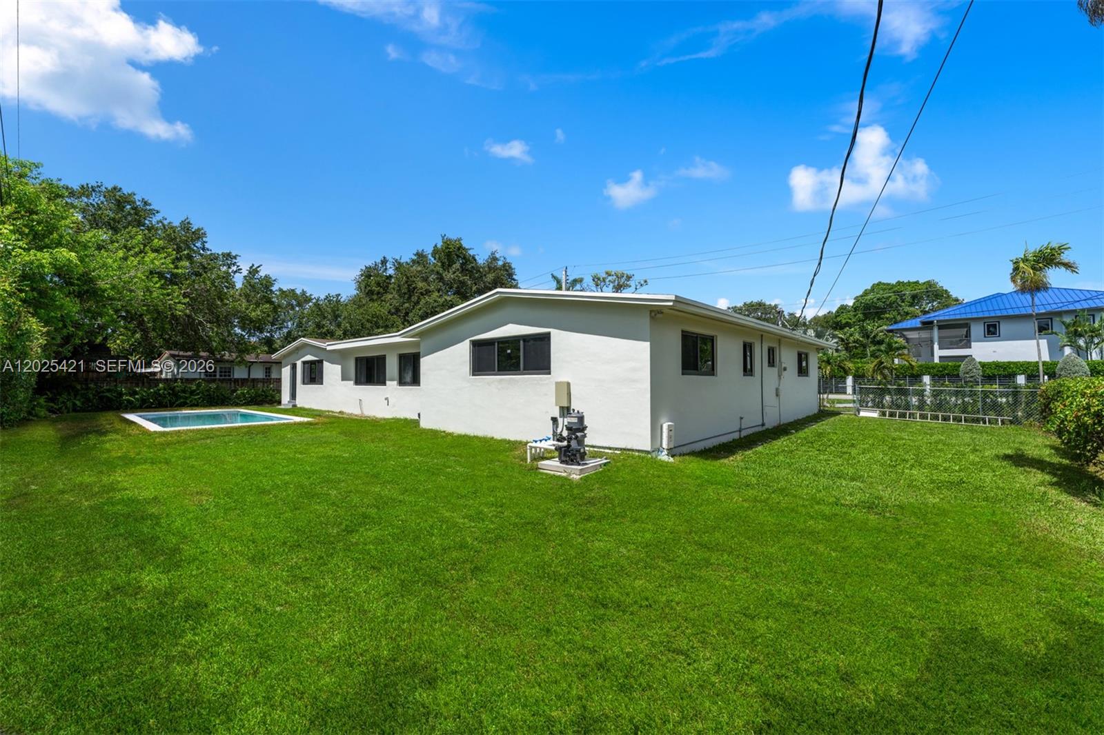 10825 SW 80th Ave, Miami FL 33156