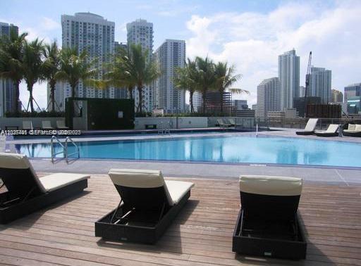 90 SW 3rd St #3708, Miami FL 33130