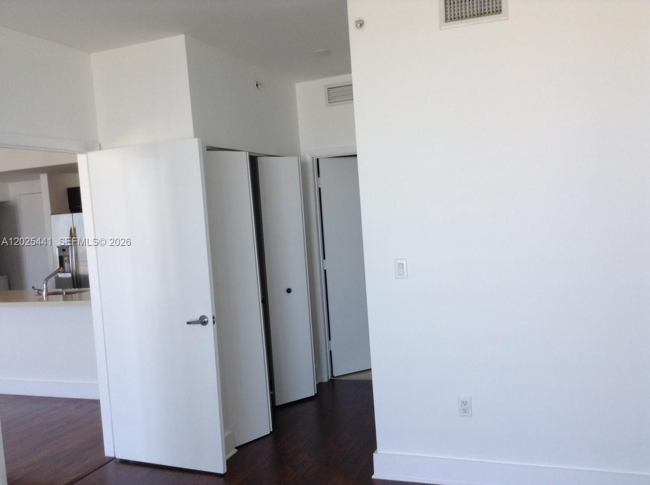 90 SW 3rd St #3708, Miami FL 33130