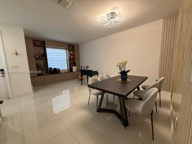 9286 W 33rd Ln, Hialeah FL 33018