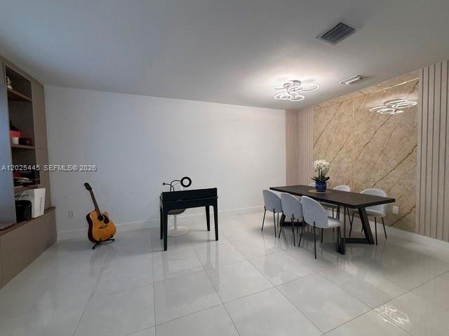 9286 W 33rd Ln, Hialeah FL 33018