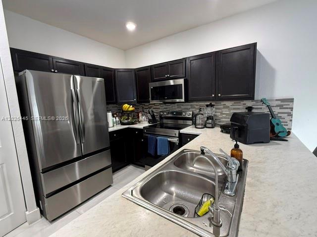 9286 W 33rd Ln, Hialeah FL 33018