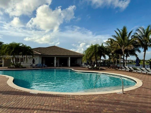 9286 W 33rd Ln, Hialeah FL 33018