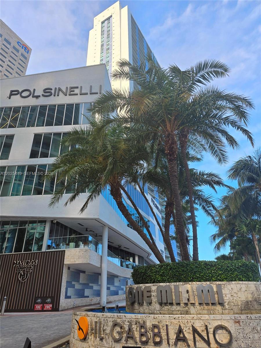 325 S Biscayne Blvd #1822, Miami FL 33131