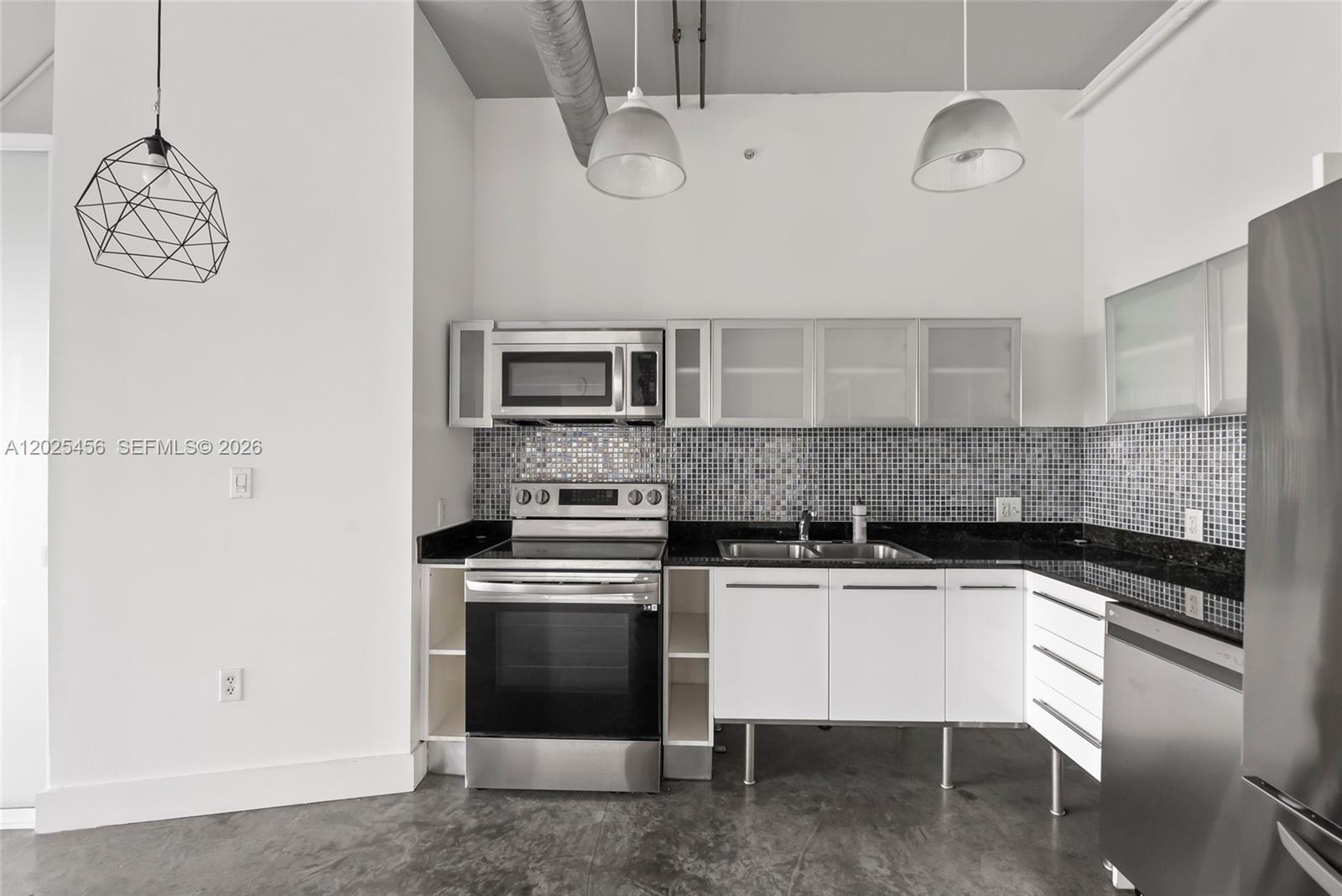 10 SW South River Dr #1006, Miami FL 33130