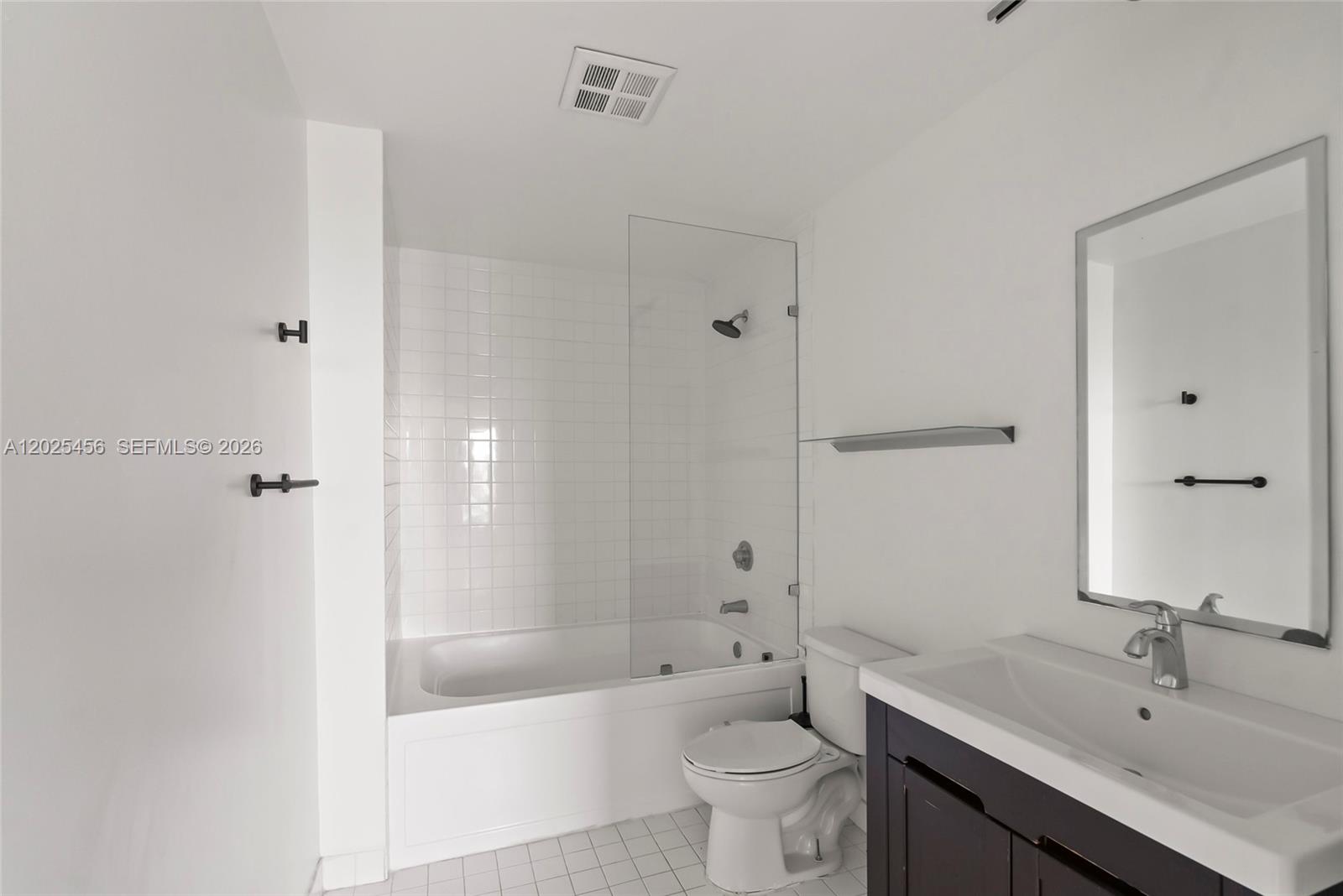 10 SW South River Dr #1006, Miami FL 33130