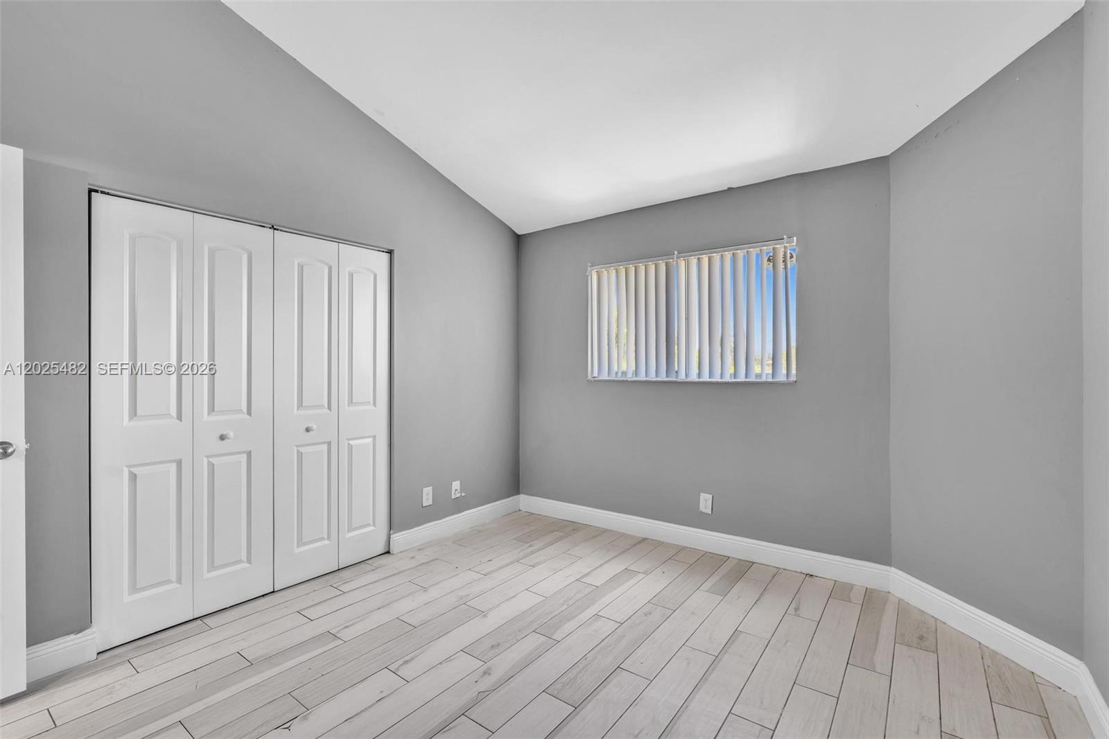 3417 NW 44th St #101, Oakland Park FL 33309