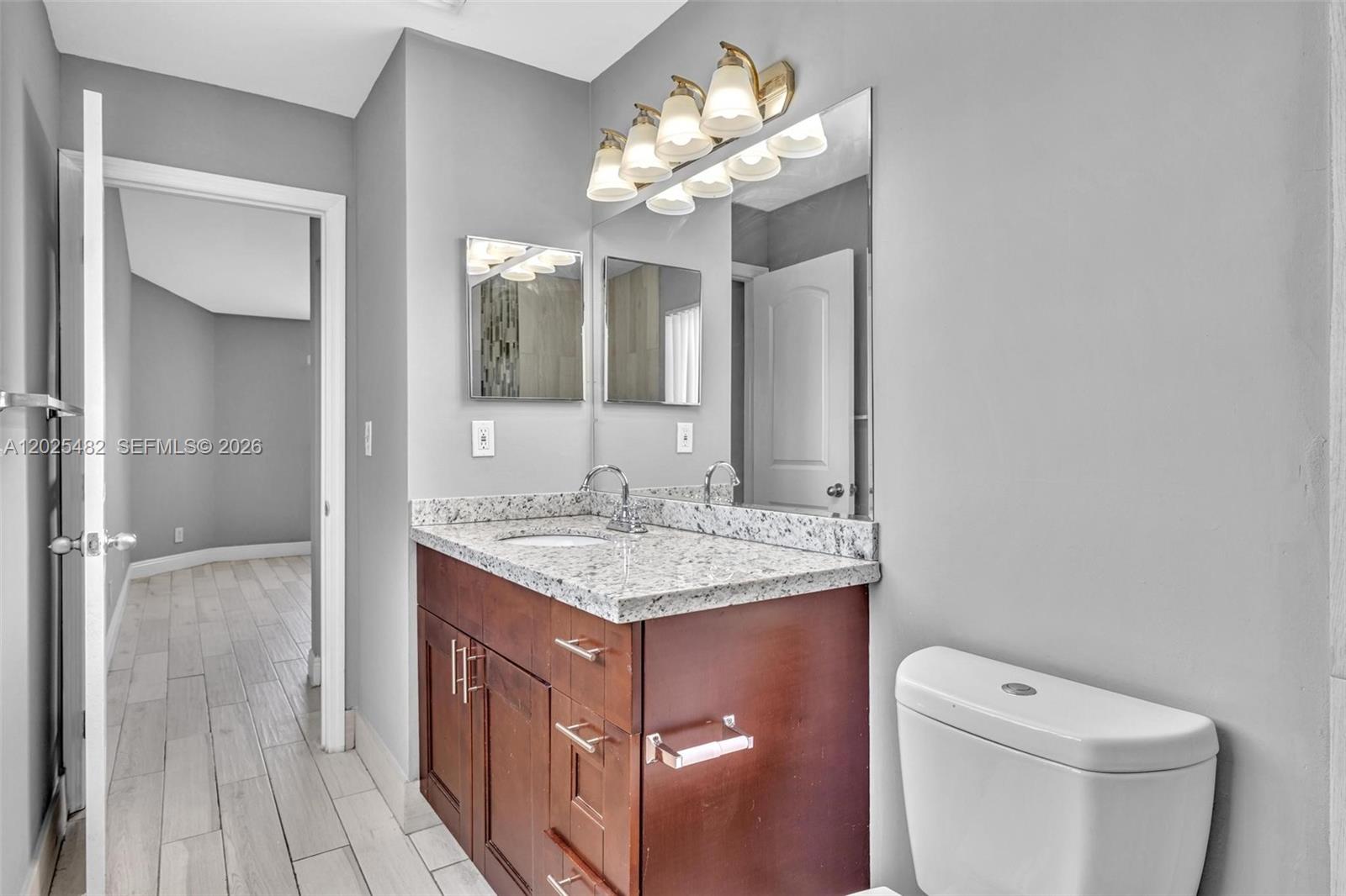 3417 NW 44th St #101, Oakland Park FL 33309