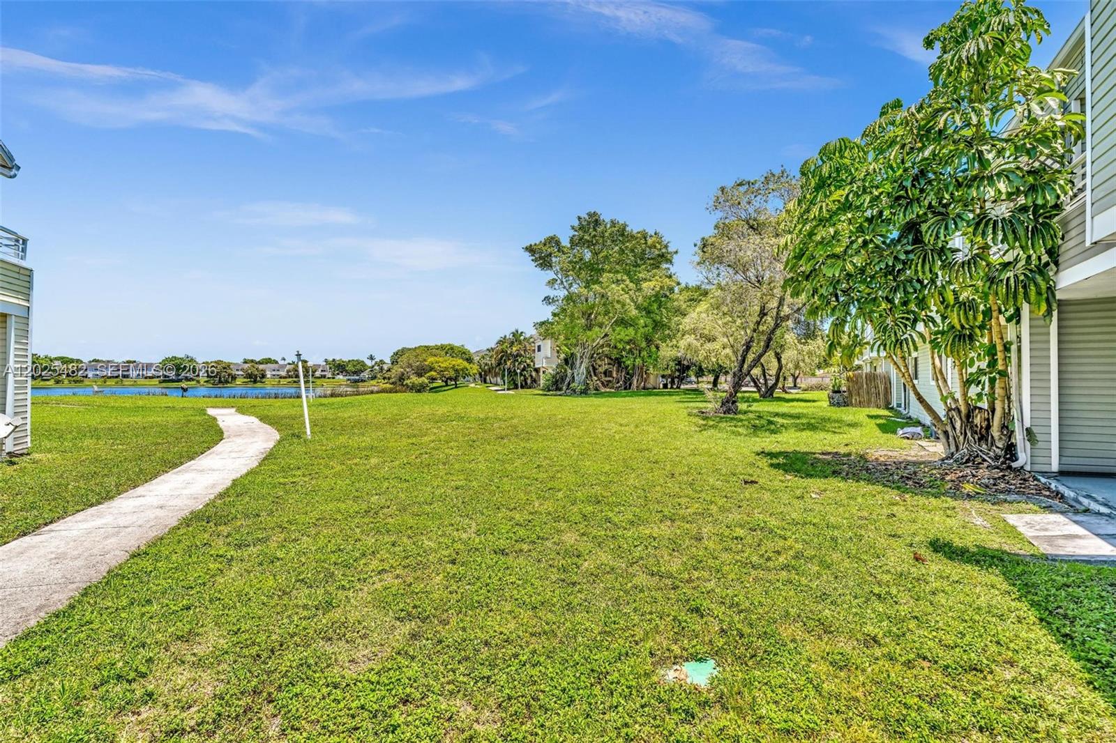3417 NW 44th St #101, Oakland Park FL 33309