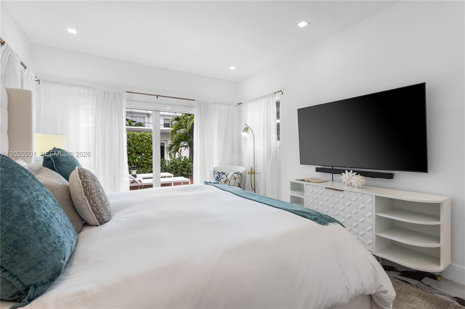 1544 Michigan Ave, Miami Beach FL 33139