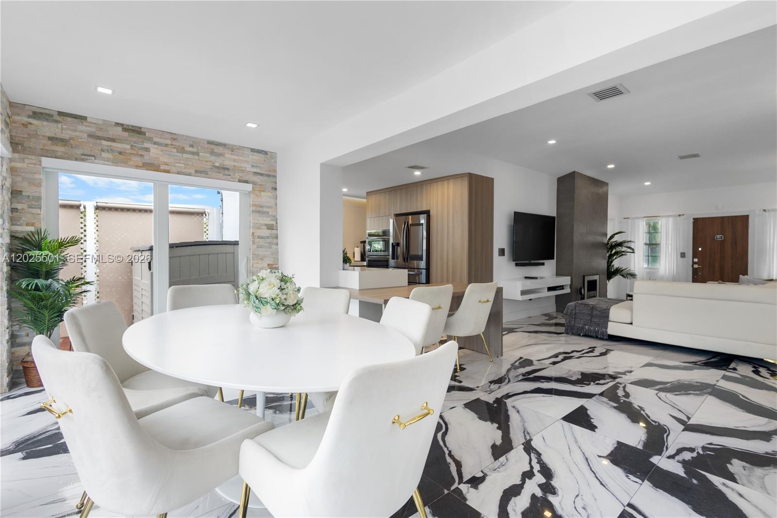 1544 Michigan Ave, Miami Beach FL 33139