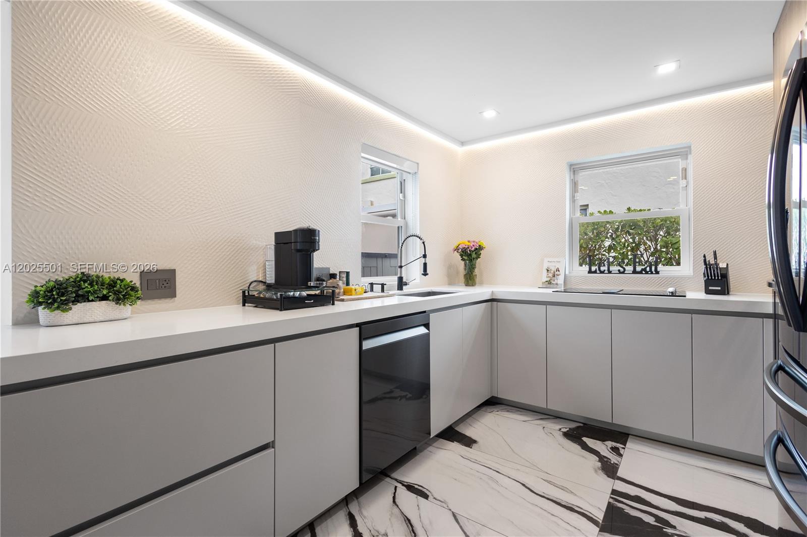 1544 Michigan Ave, Miami Beach FL 33139
