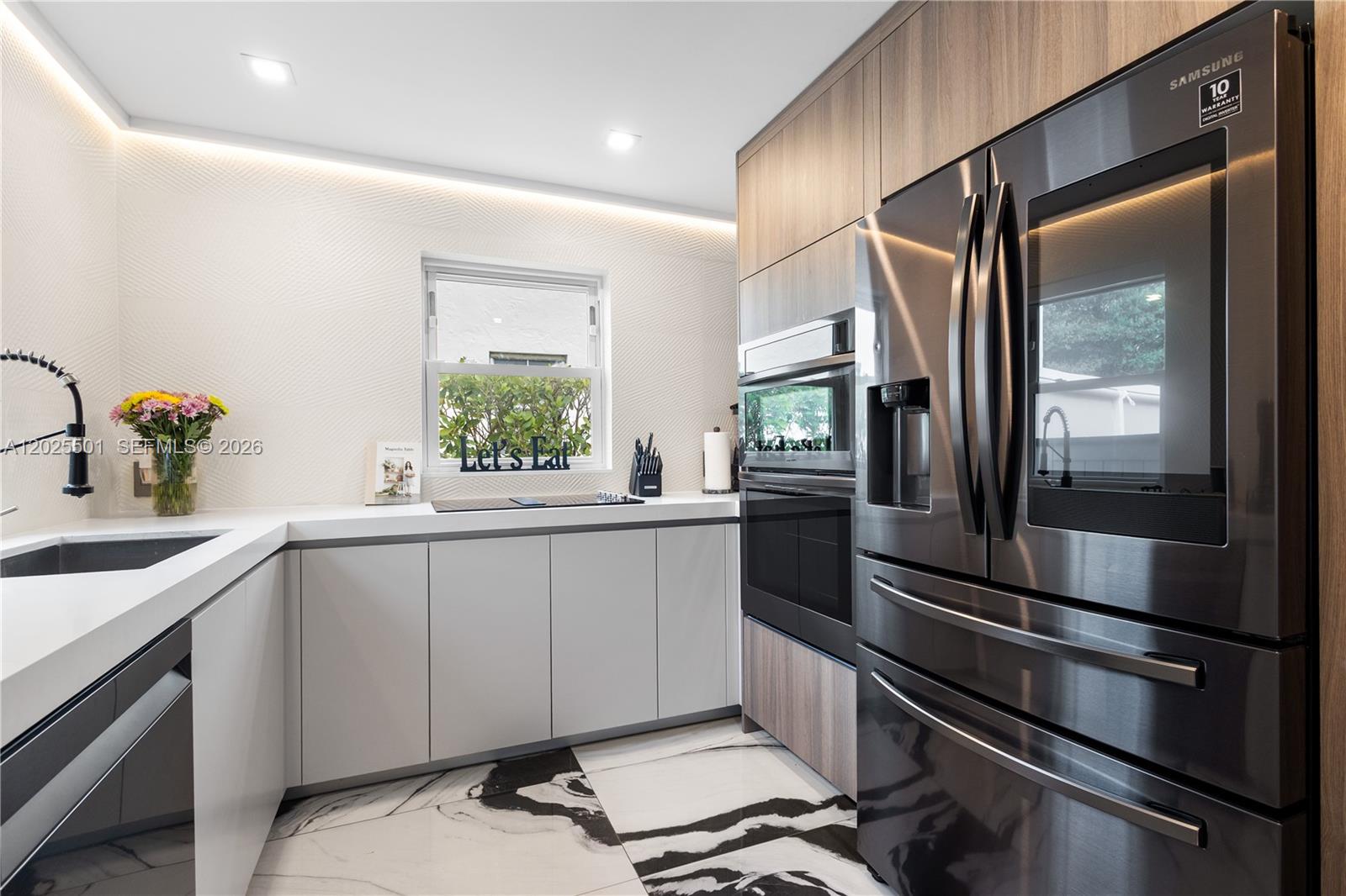 1544 Michigan Ave, Miami Beach FL 33139