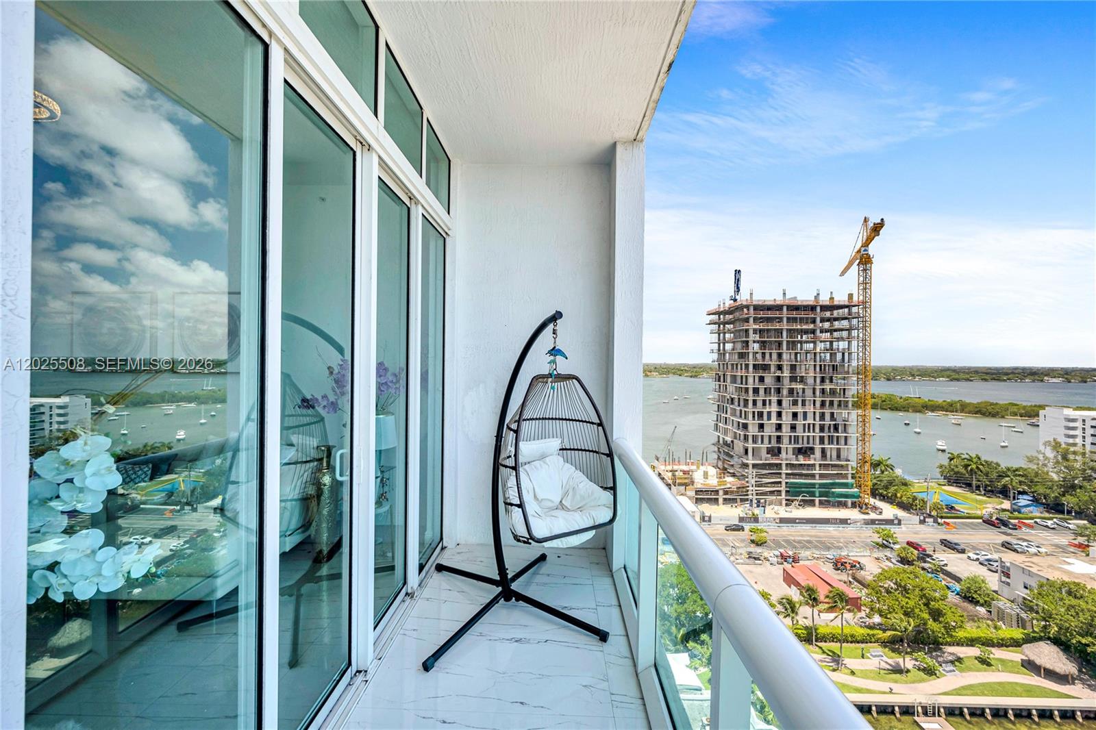 7900 Harbor Island Dr #PH14, North Bay Village FL 33141