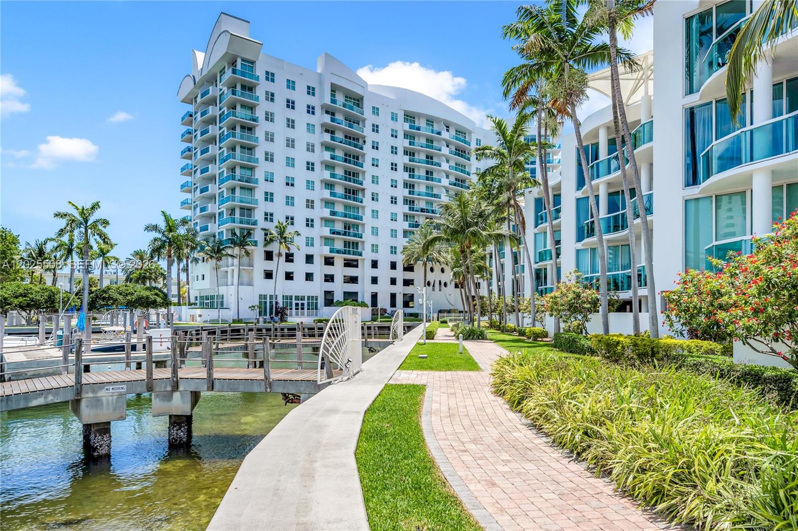 7900 Harbor Island Dr #PH14, North Bay Village FL 33141