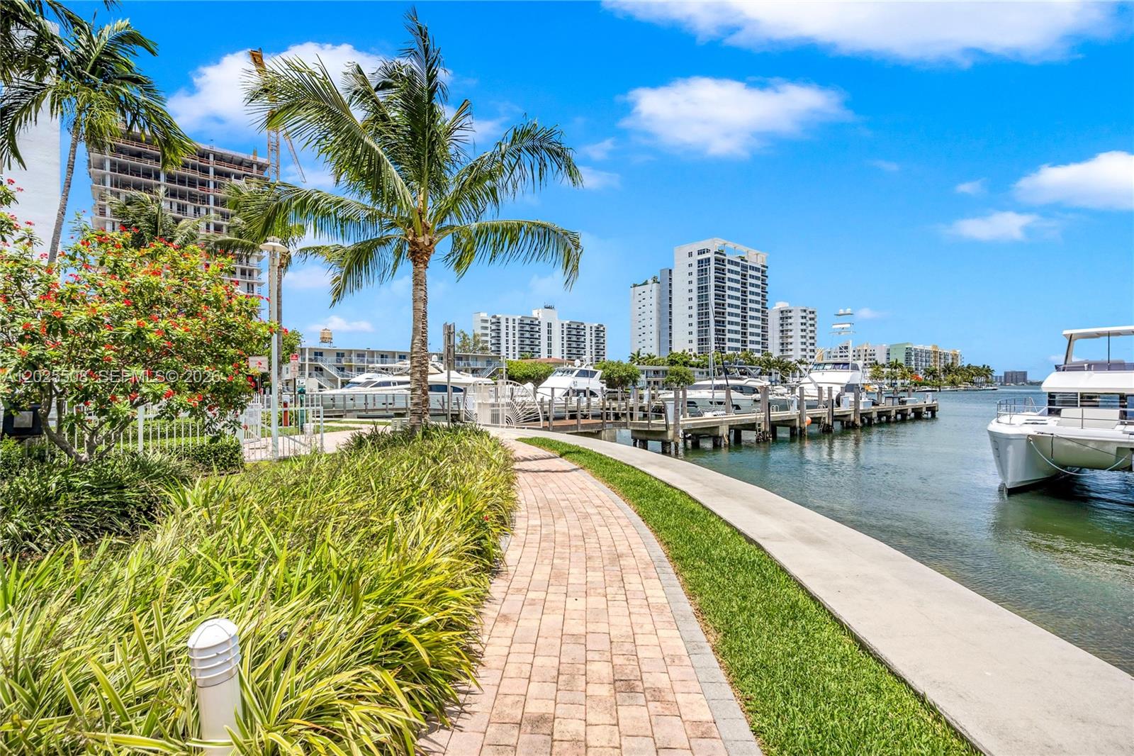 7900 Harbor Island Dr #PH14, North Bay Village FL 33141