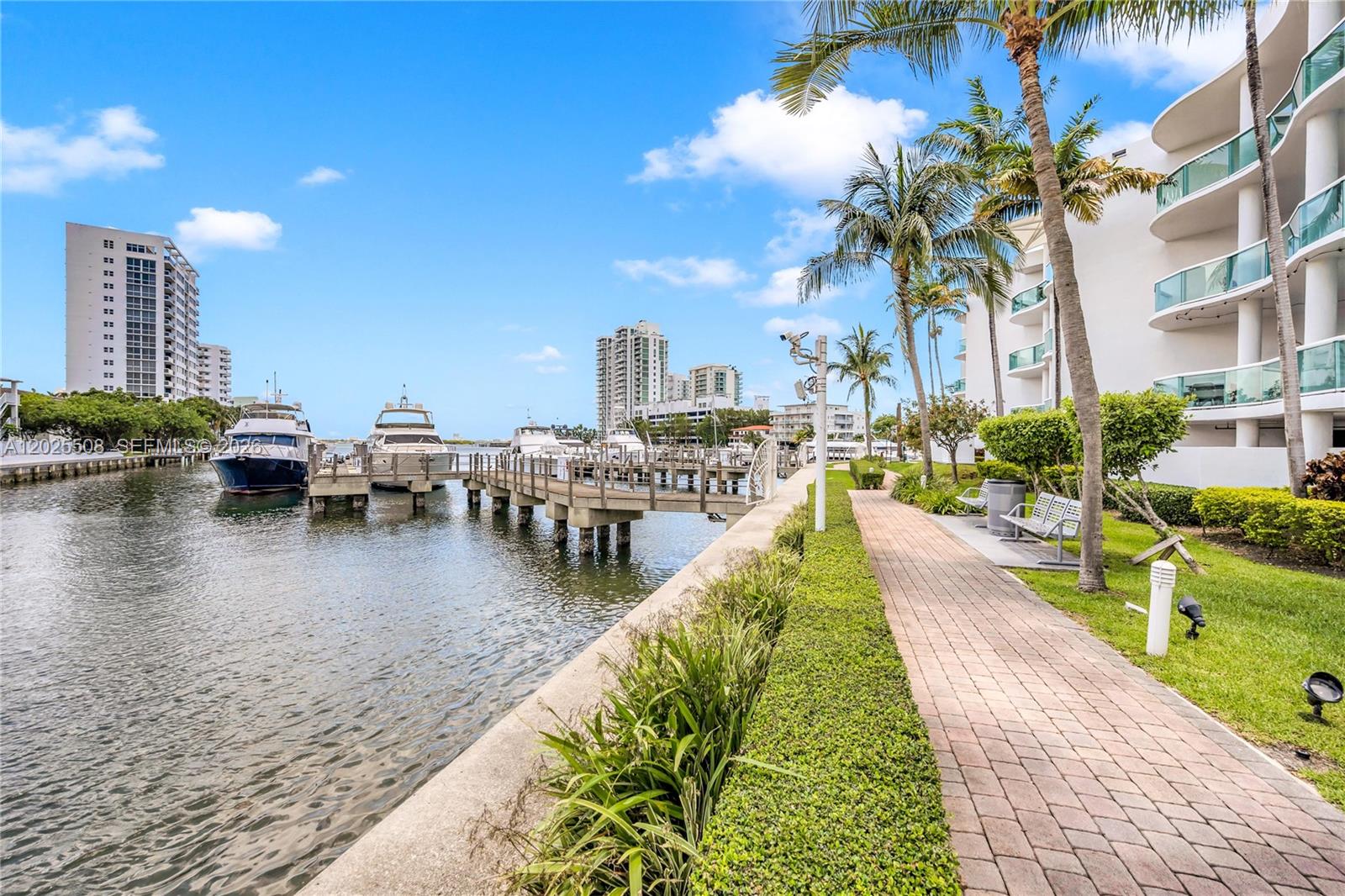 7900 Harbor Island Dr #PH14, North Bay Village FL 33141