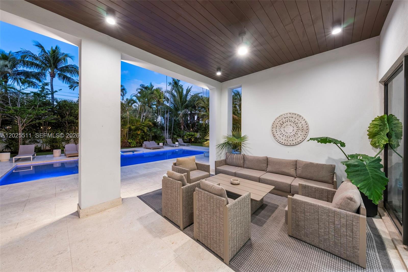 5753 SW 31st St, Miami FL 33155