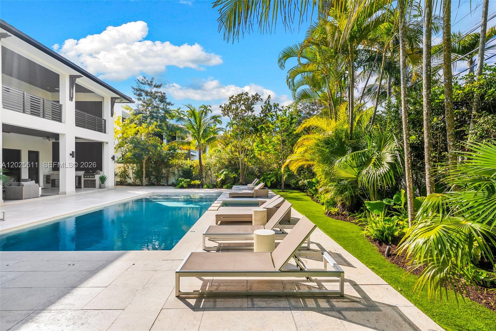 5753 SW 31st St, Miami FL 33155