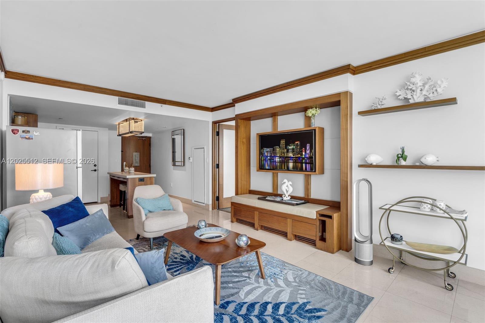 6801 Collins Ave #308 (Door 316), Miami Beach FL 33141