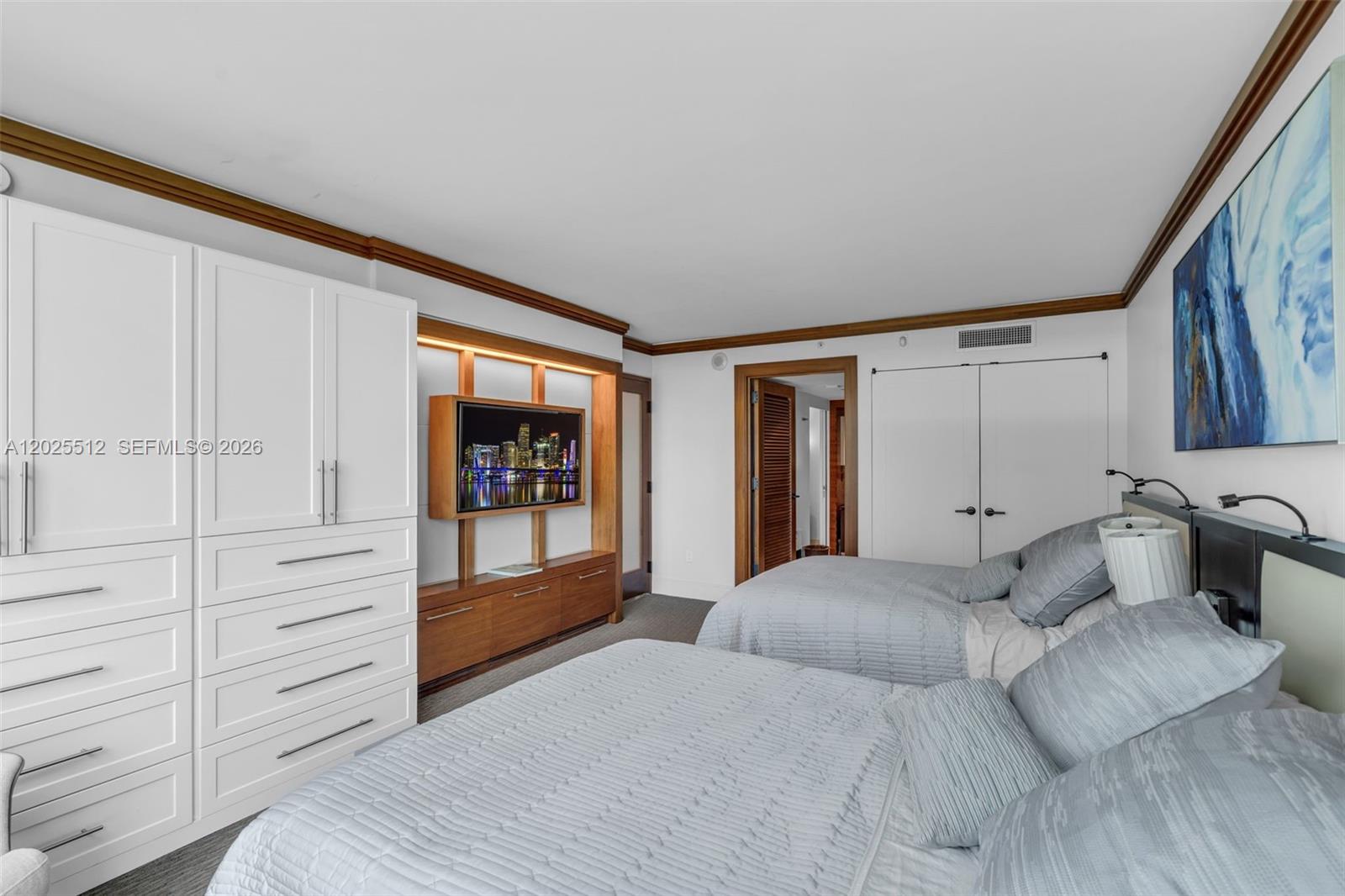 6801 Collins Ave #308 (Door 316), Miami Beach FL 33141