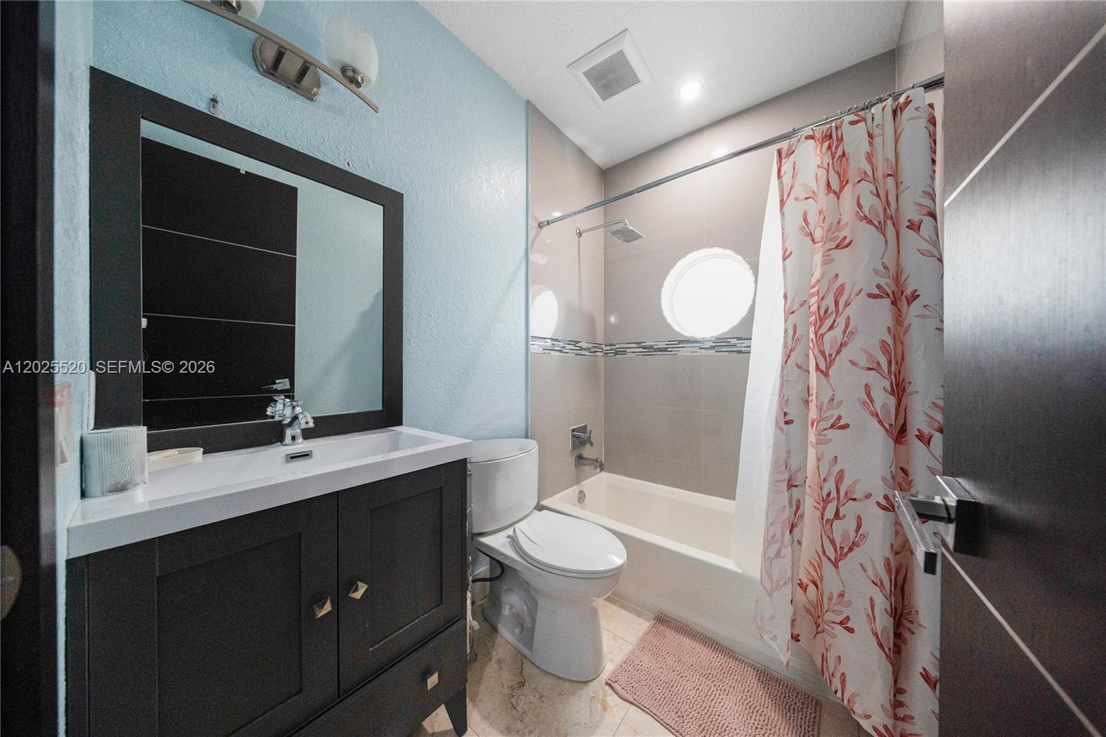 15721 NW 79th Ct, Miami Lakes FL 33016