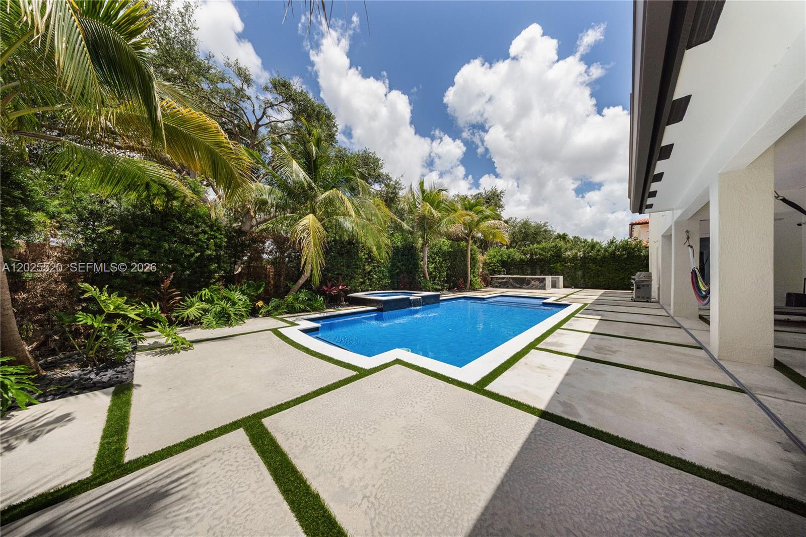 15721 NW 79th Ct, Miami Lakes FL 33016