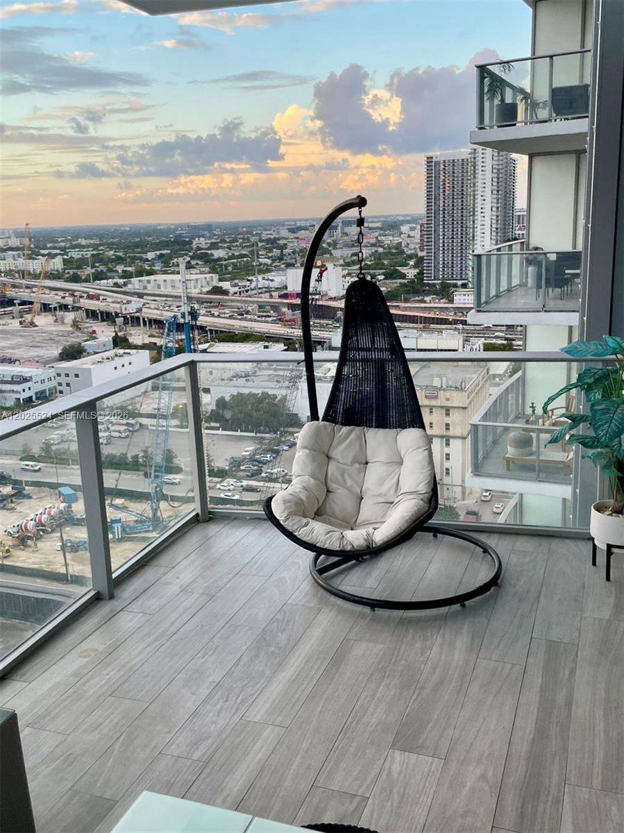 851 NE 1st Ave #1808, Miami FL 33132