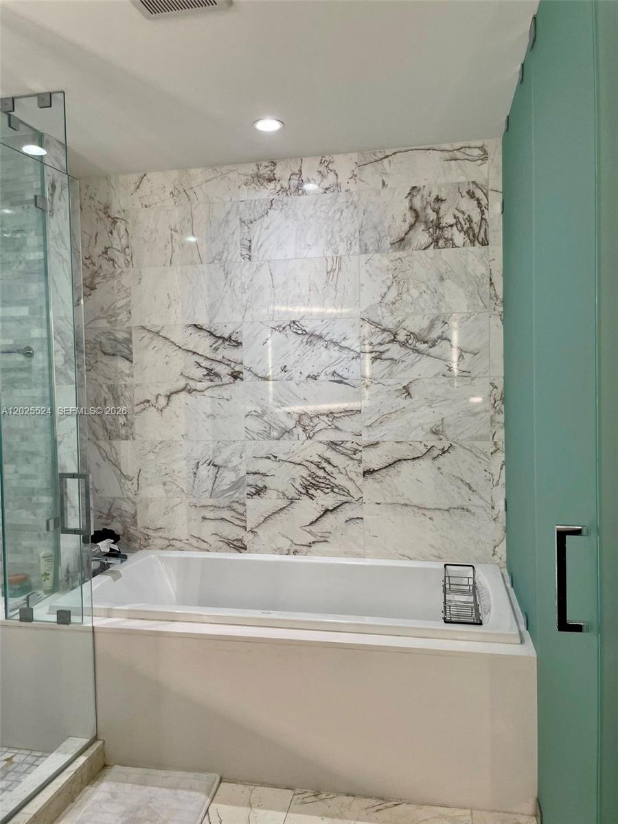 851 NE 1st Ave #1808, Miami FL 33132