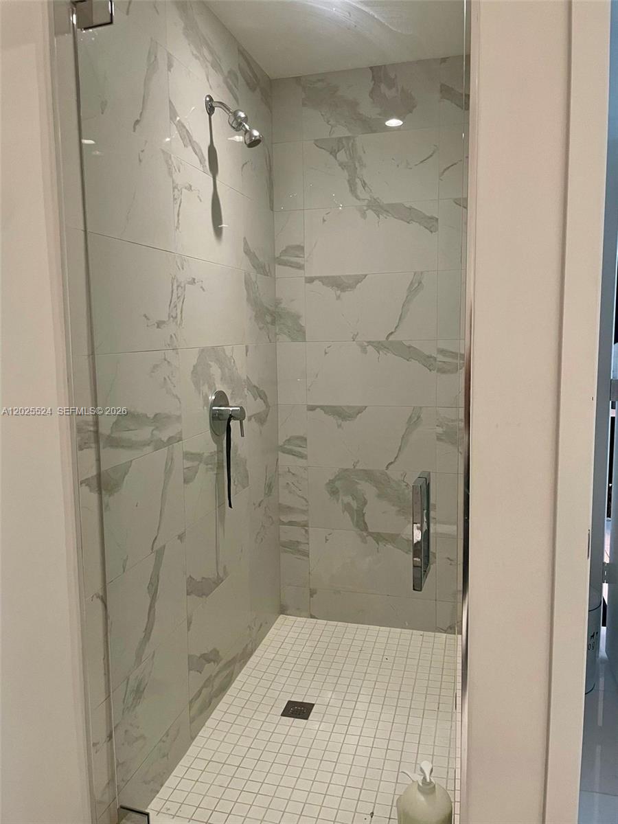 851 NE 1st Ave #1808, Miami FL 33132