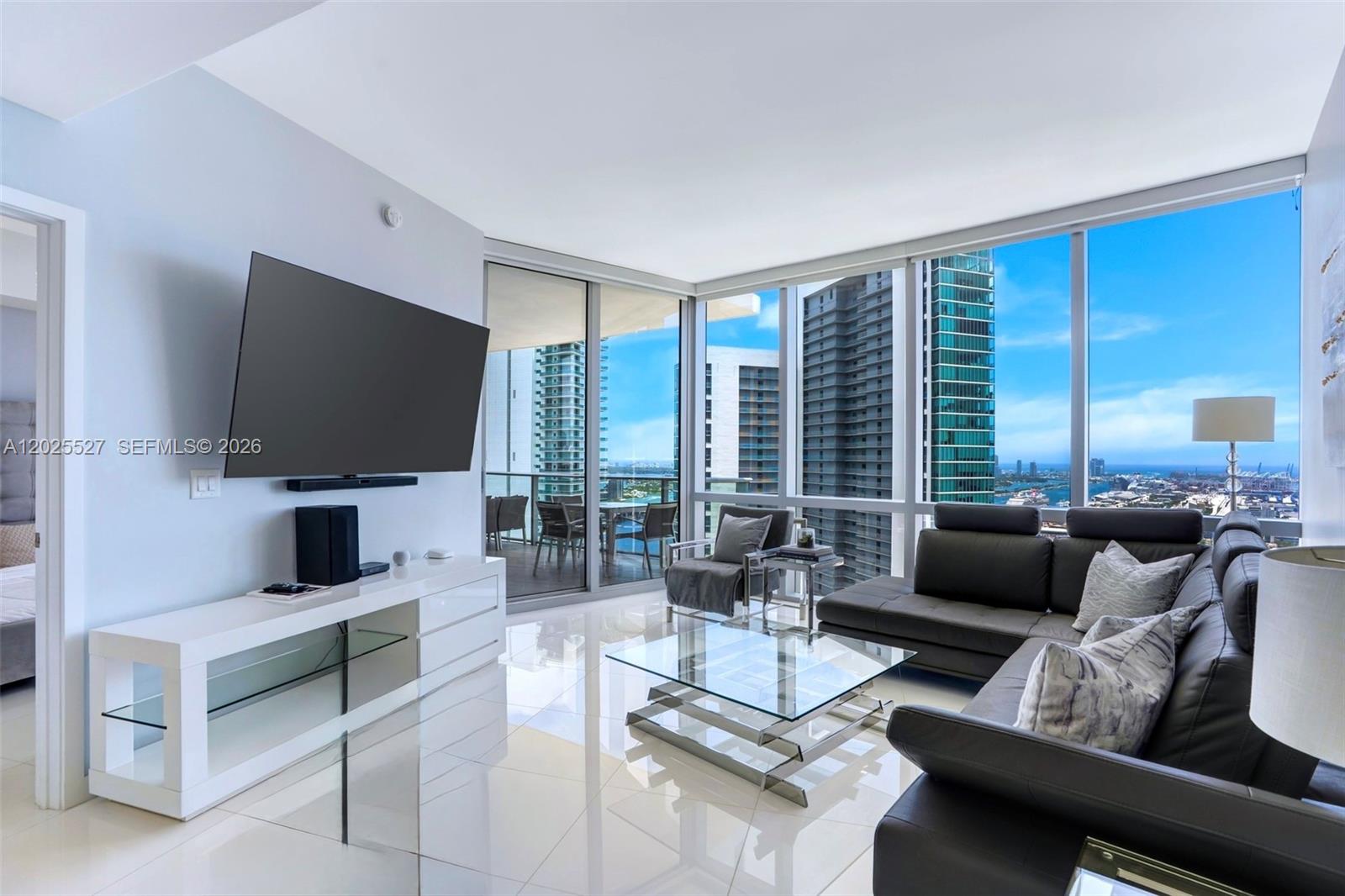 851 NE 1st Ave #3909, Miami FL 33132