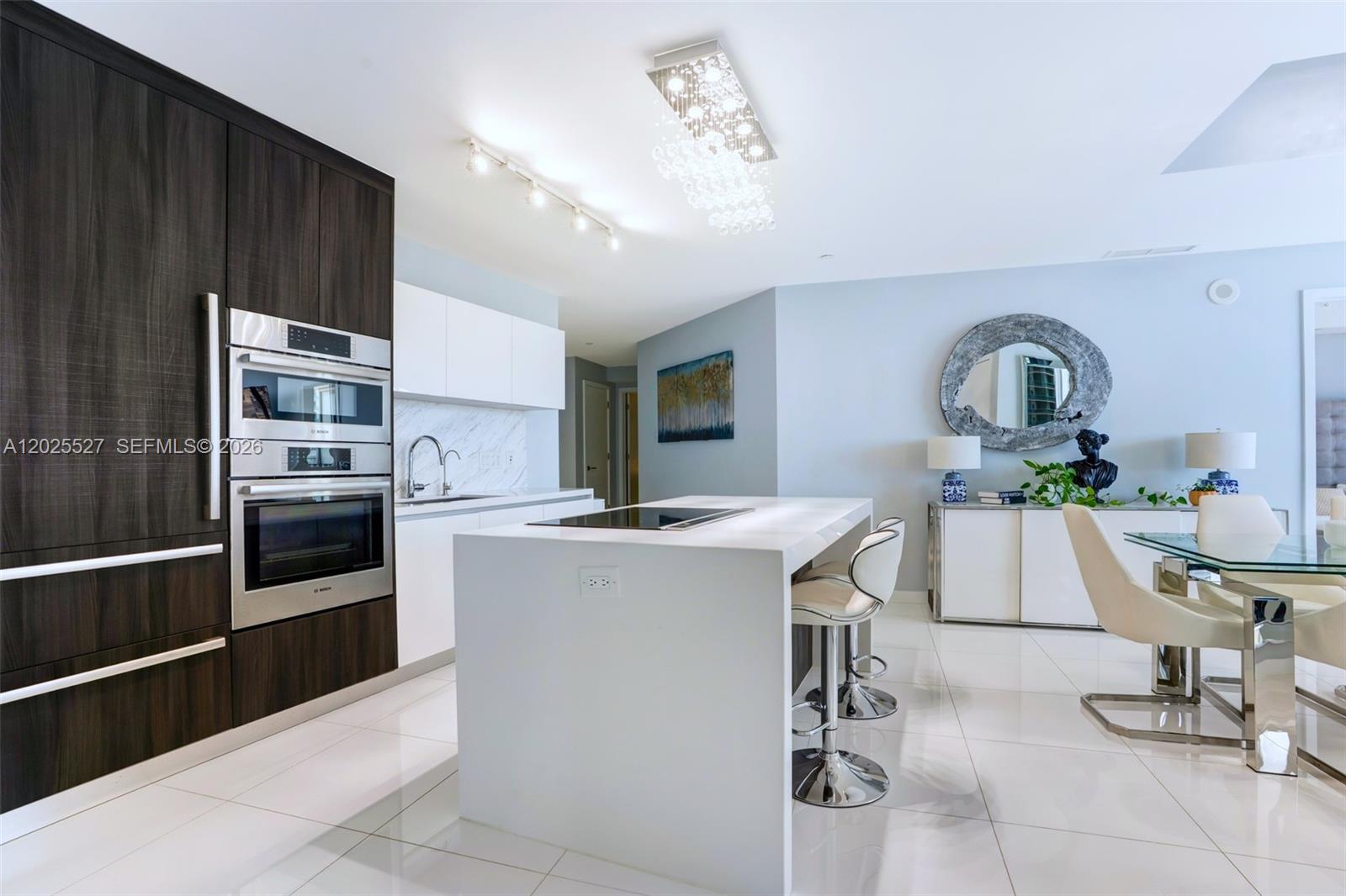 851 NE 1st Ave #3909, Miami FL 33132