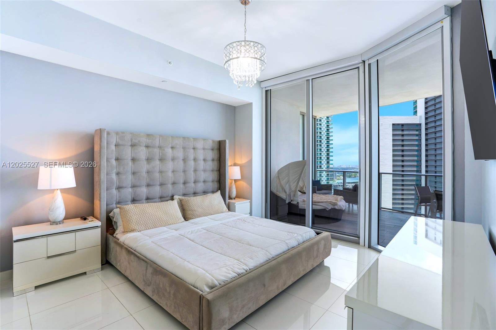 851 NE 1st Ave #3909, Miami FL 33132
