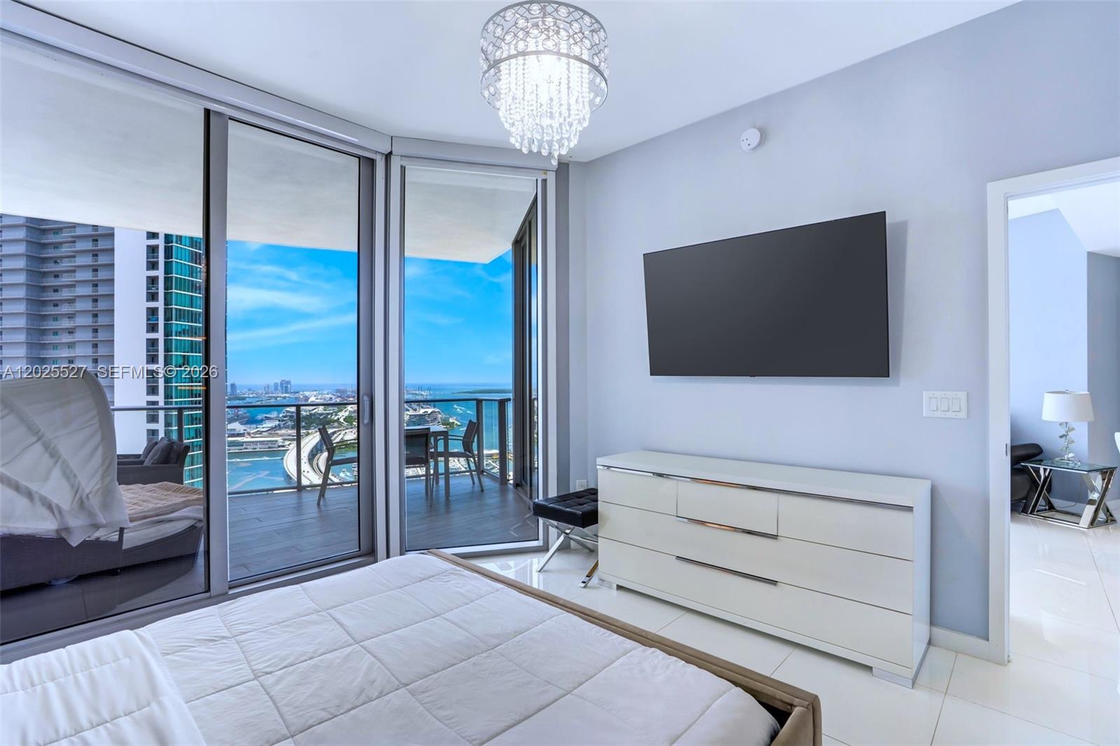 851 NE 1st Ave #3909, Miami FL 33132